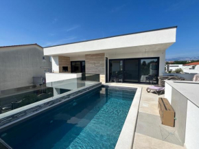 Exclusive Villa AP with Pool Zadar Nin